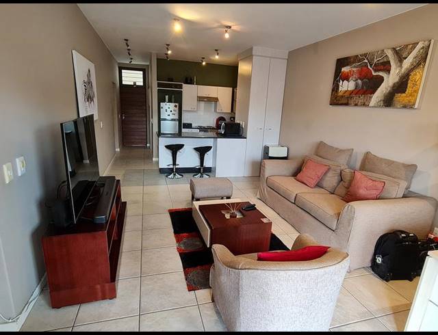 2 BEDROOM APARTMENT FOR SALE IN BRYANSTON